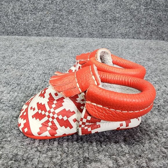 Freshly Picked Baby City Moccasins size 1 Red and white Fringe Leather Christmas - Picture 6 of 9
